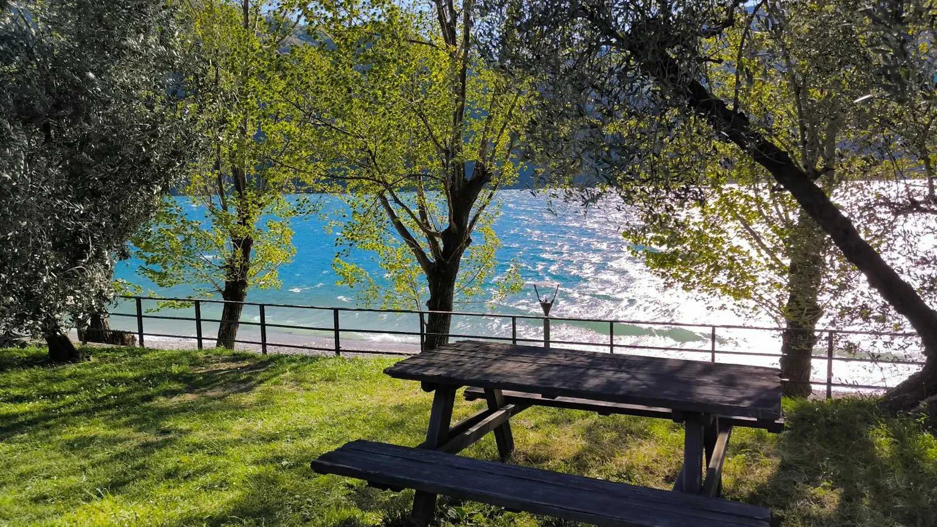 Ferienhaus La Meridiana Sul Lago Abbadia Lariana Italien